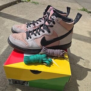 Nike SB Dunks High Top Mens 8.5 DH7742-600 KCDC Brooklyn Skate shop Pink Black